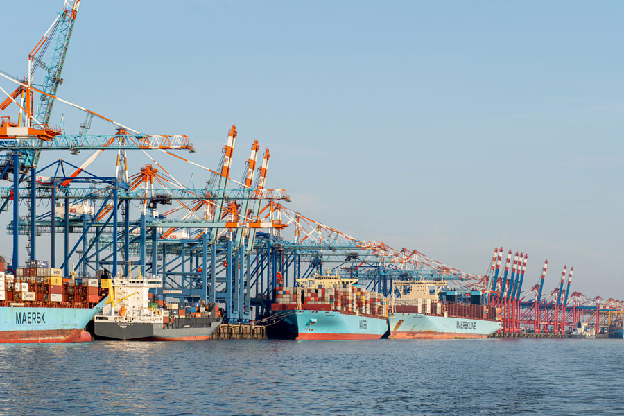 Maersk expects container shipping demand to remain strong in the fourth quarter