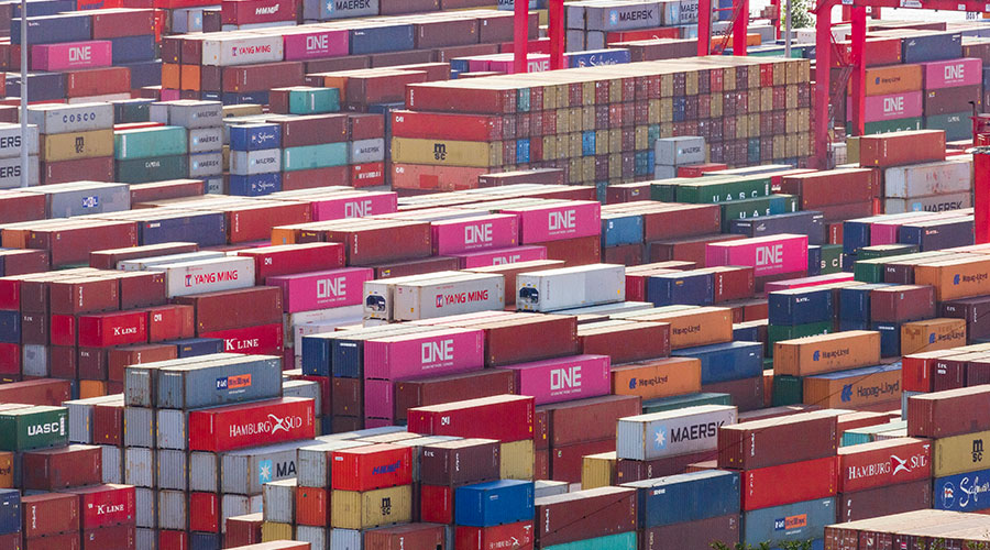 Freight rates between the United States and the West continue to fall