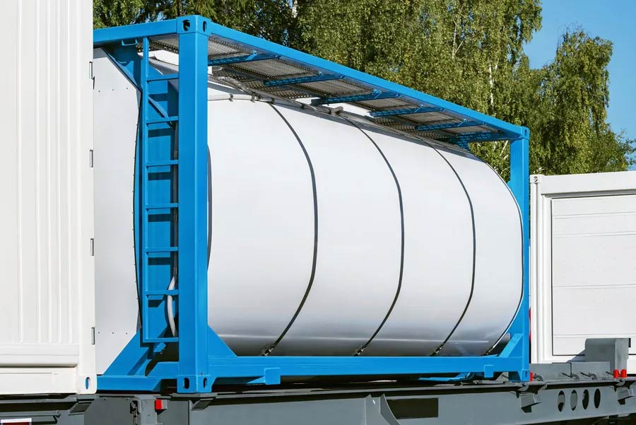 The inspection certificate of the tank cabinet was forged